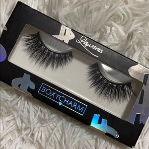Lilly lashes